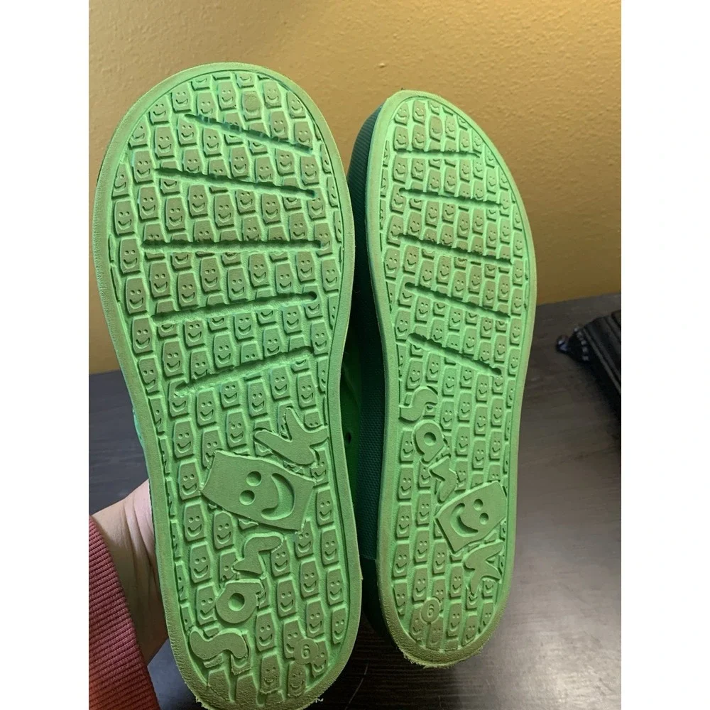 Sanuk Green Water Shoes Slip‎ On Casual Loafers Women's 8-8.5